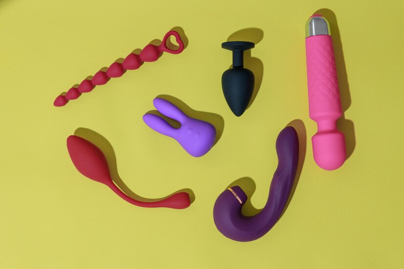 How to use different types of sex toys together?